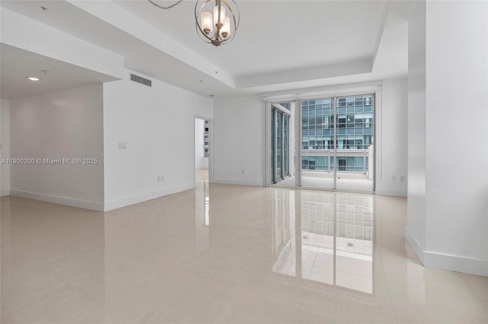 THE MARK ON BRICKELL COND - Residential