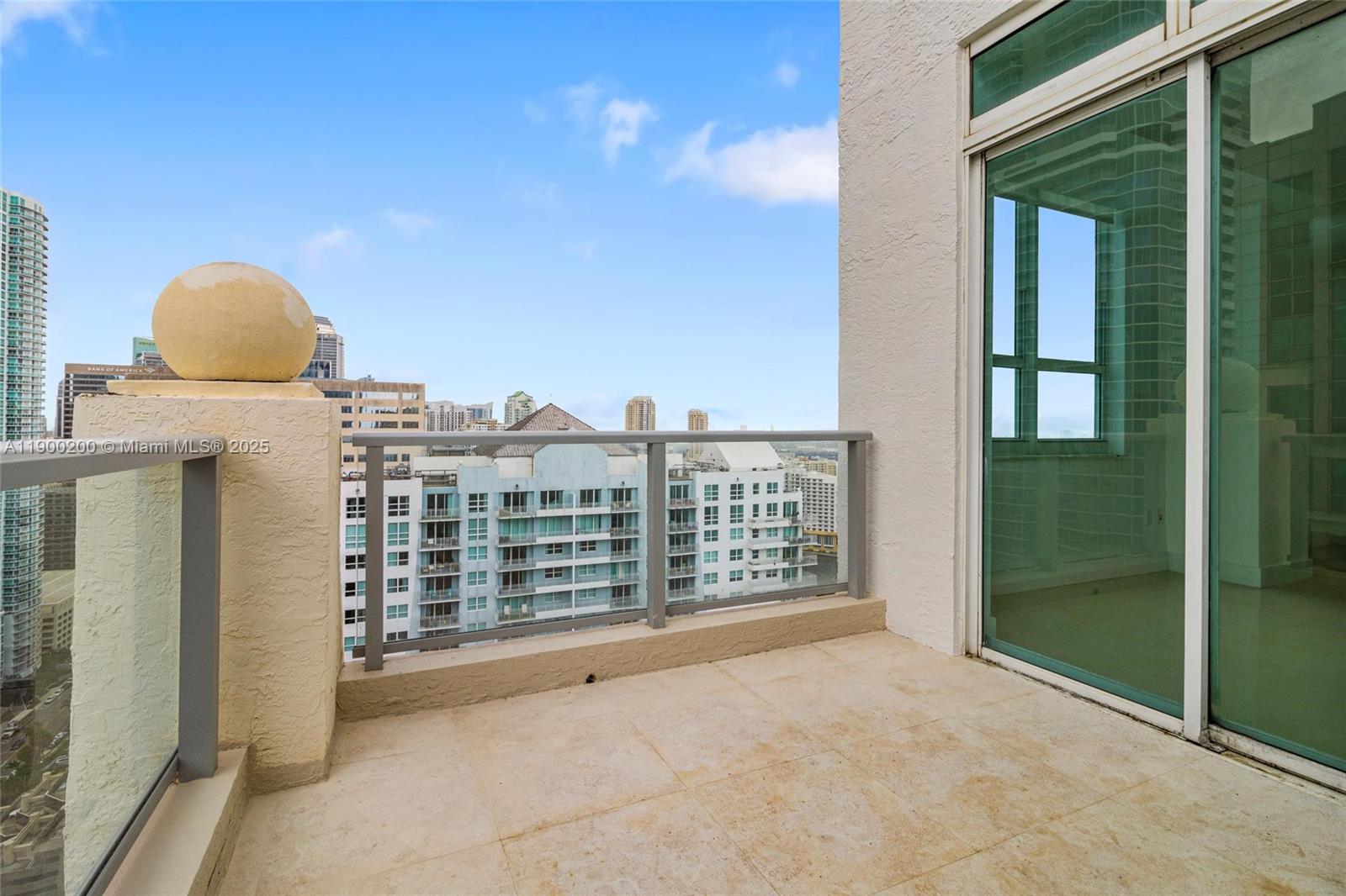 THE MARK ON BRICKELL COND - Residential
