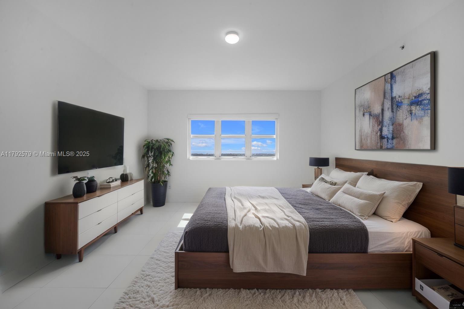 THE OAKS I CONDO - Residential