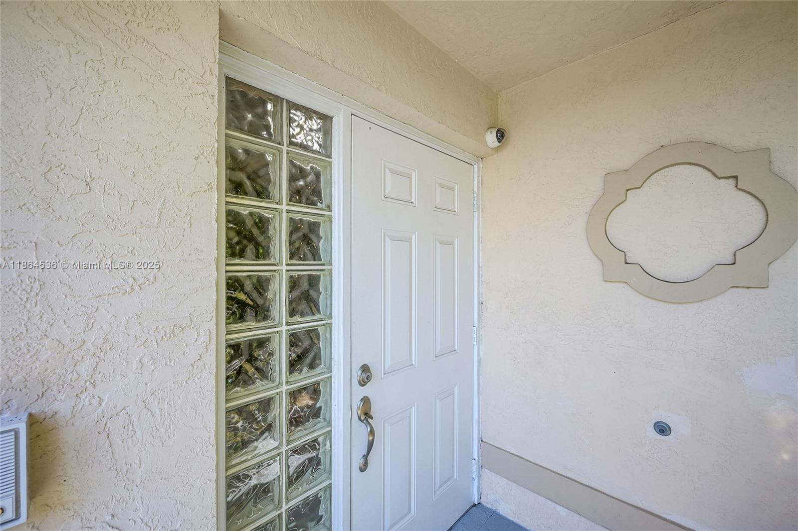 LEXINGTON LAKES - Residential