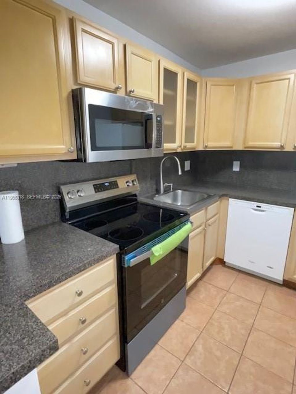Photo of 490 NW 20th St #1030, Boca Raton, FL 33431 (MLS # A11956318)