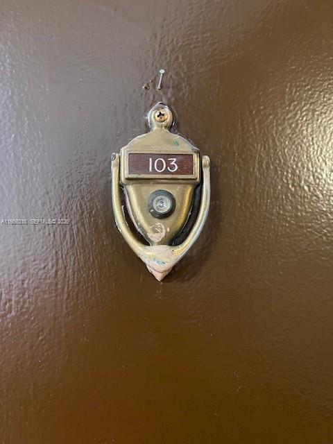 CASA DEL RIO CONDO - Residential