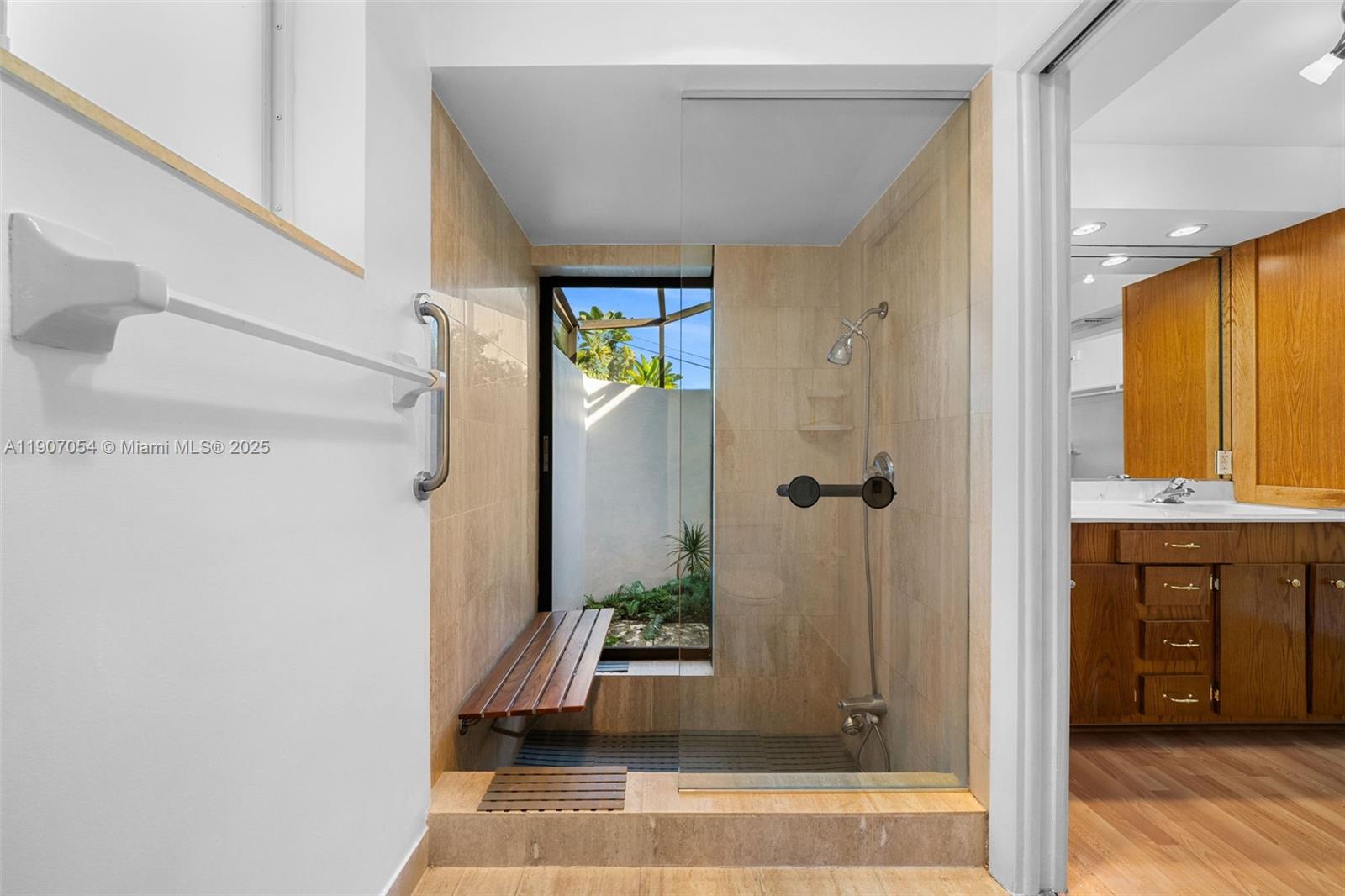 MIAMI SHORES SEC 8 REV - Residential Lease