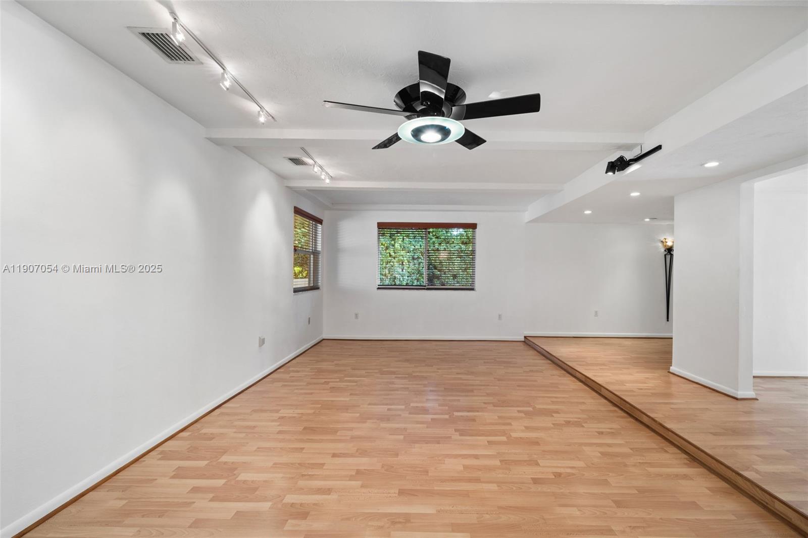 MIAMI SHORES SEC 8 REV - Residential Lease