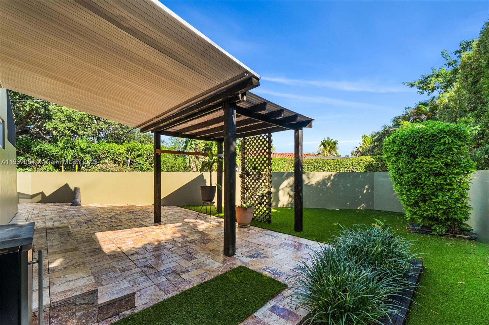 MIAMI SHORES SEC 8 REV - Residential Lease