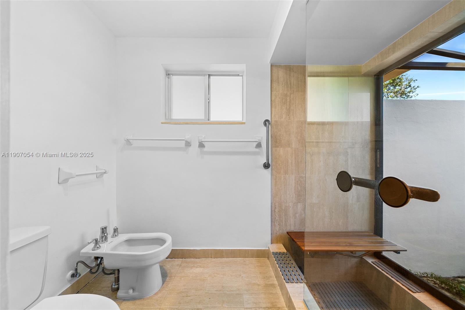 MIAMI SHORES SEC 8 REV - Residential Lease