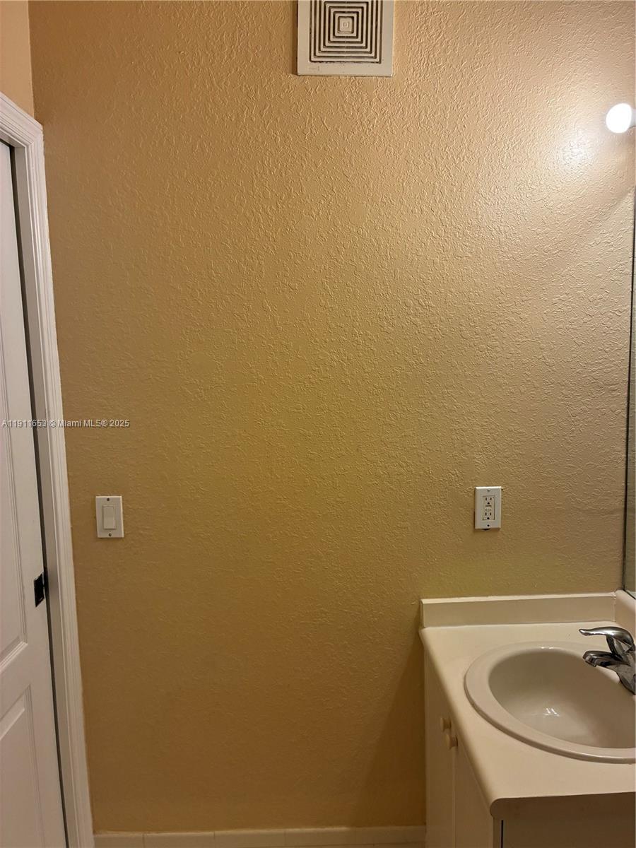 SHOMA CONDO AT KEYS COVE - Residential Lease