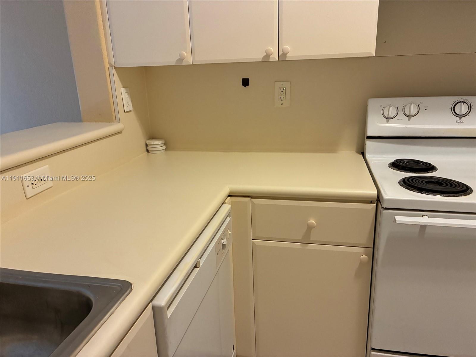 SHOMA CONDO AT KEYS COVE - Residential Lease