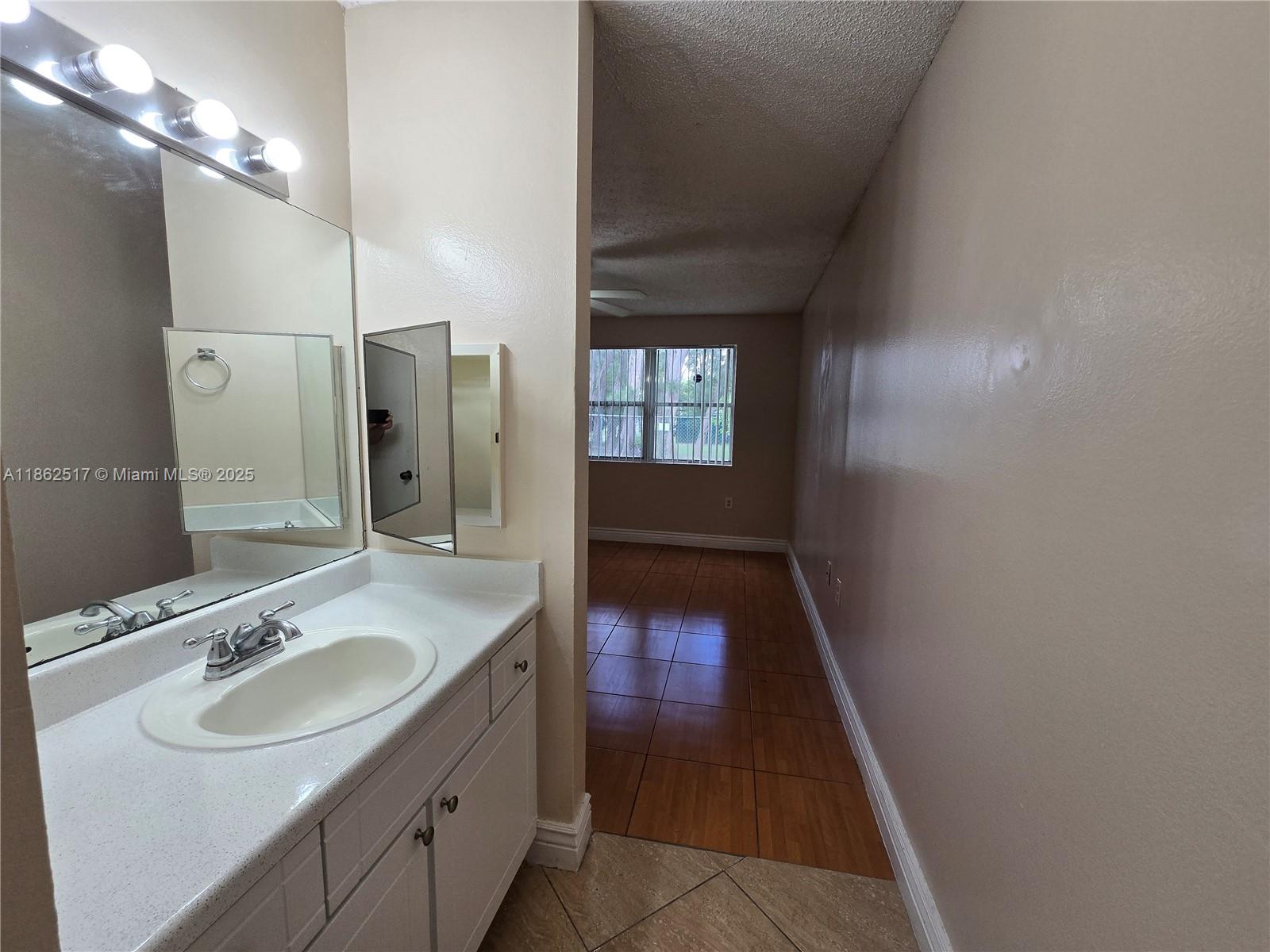 VERANO AT MIRAMAR CONDO - Residential Lease