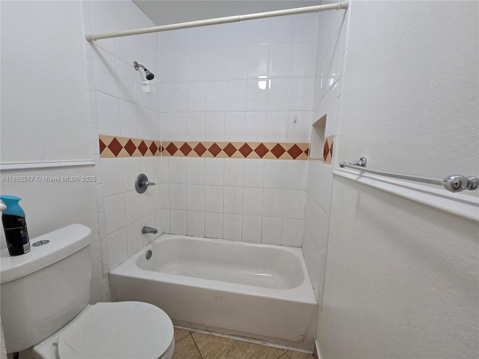 VERANO AT MIRAMAR CONDO - Residential Lease