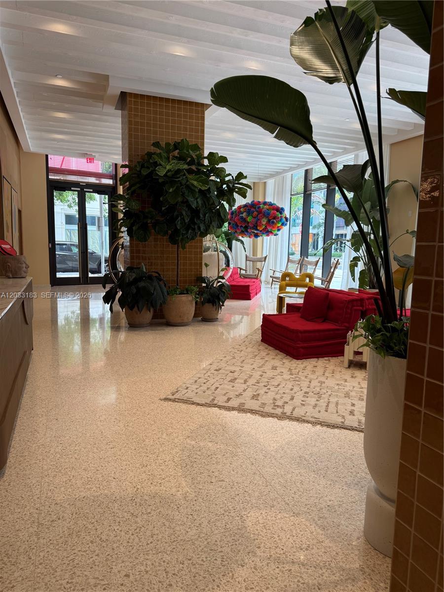 90 NE 32 street 623