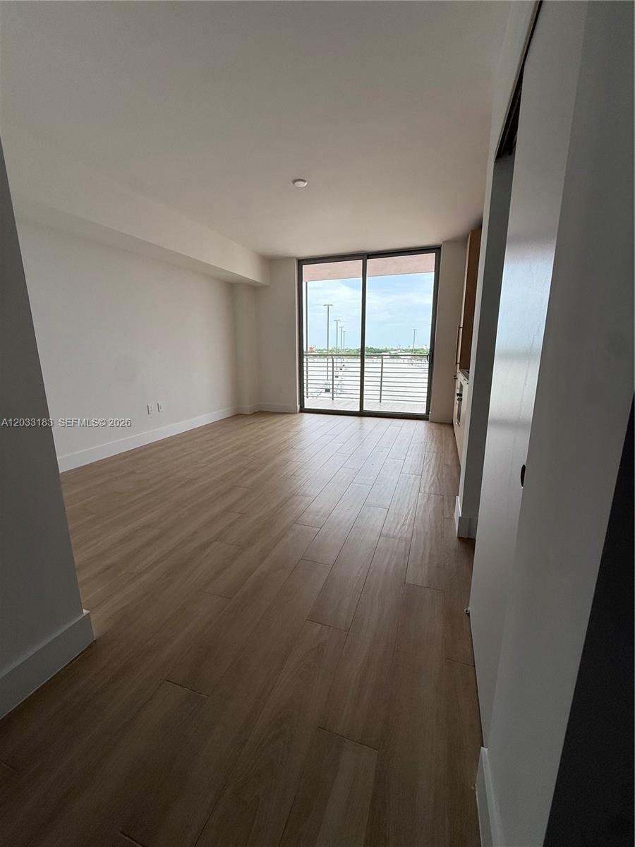 90 NE 32 street 623
