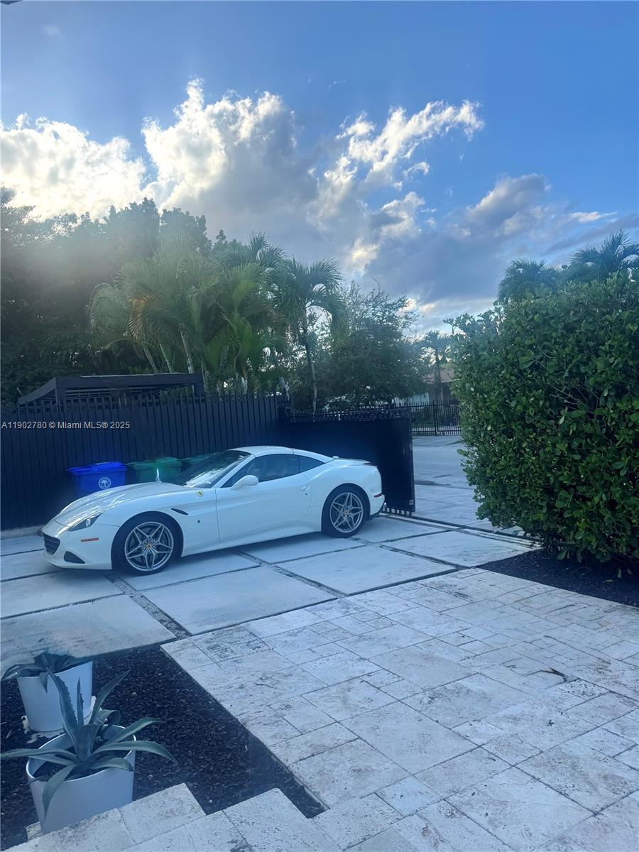 DURNIERS SUB - Residential Lease