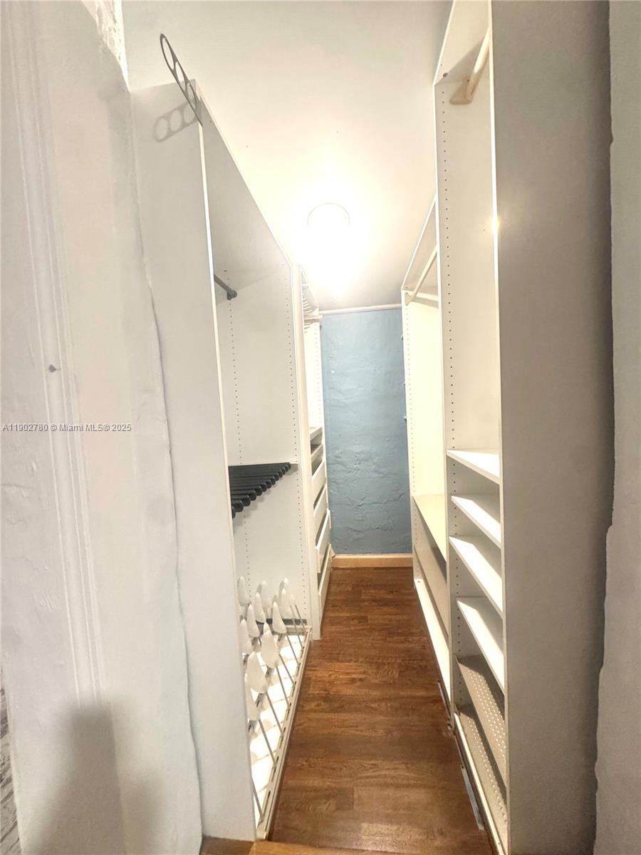 DURNIERS SUB - Residential Lease