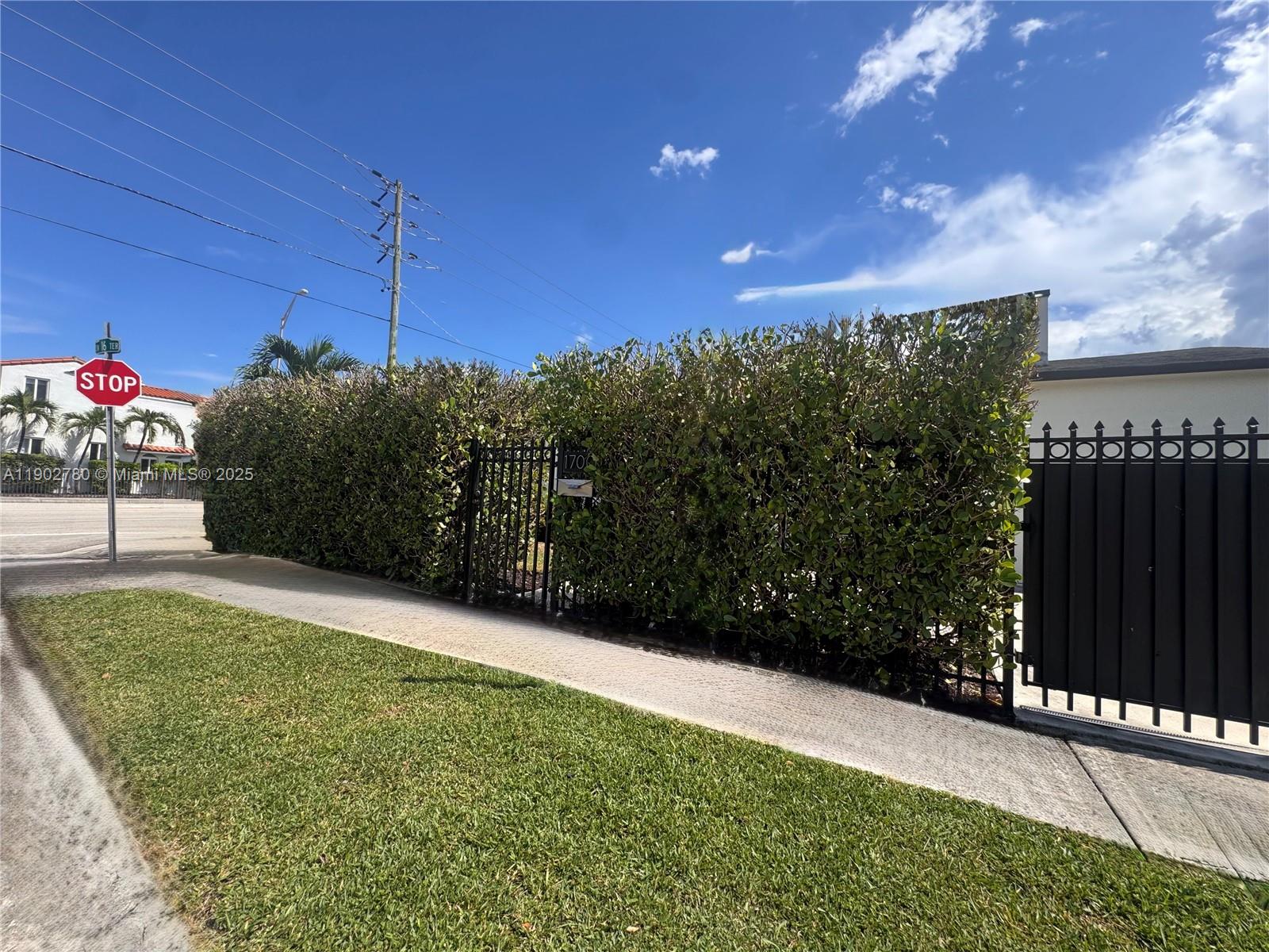 DURNIERS SUB - Residential Lease