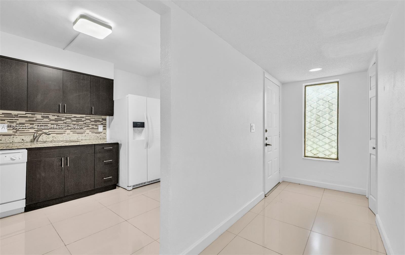 305 Lakeview Dr 104