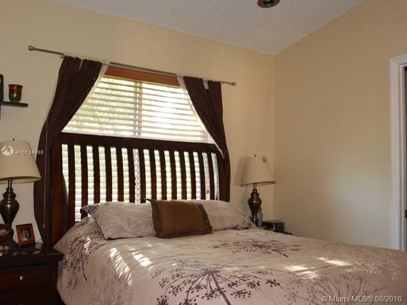 MALIBU BAY - Residential Lease