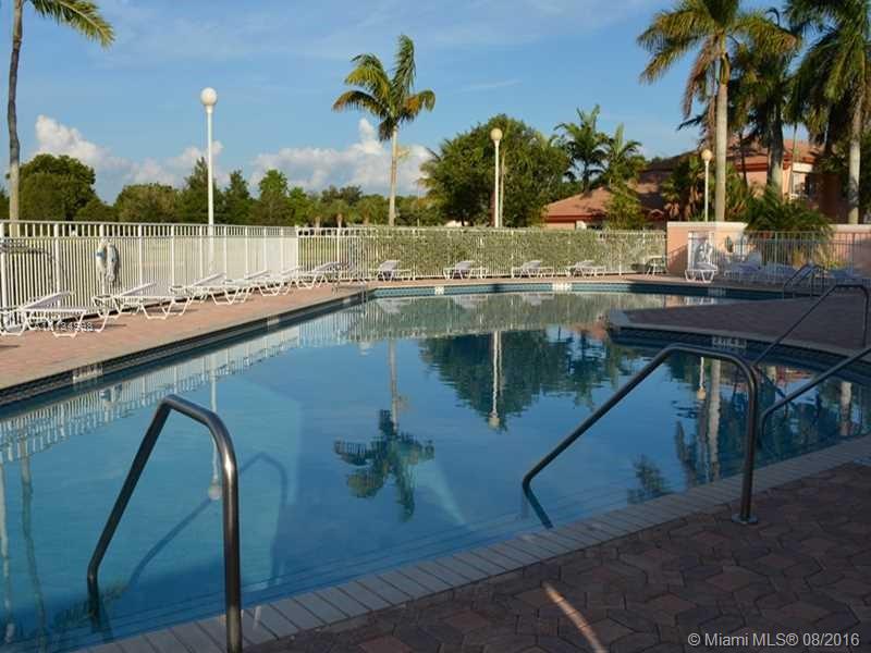 MALIBU BAY - Residential Lease