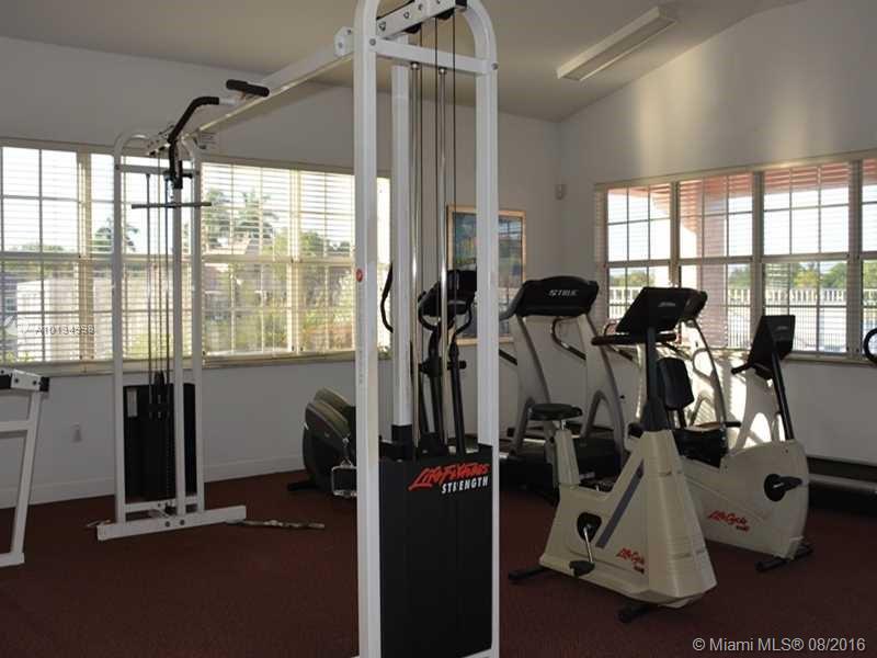 MALIBU BAY - Residential Lease