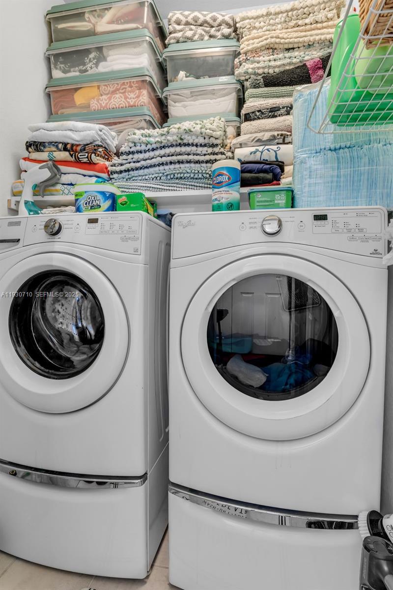 COCO PALM ESTATES - Residential