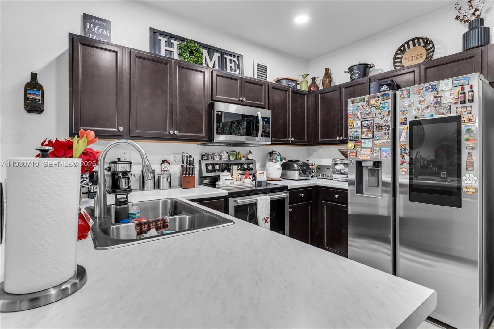 COCO PALM ESTATES - Residential