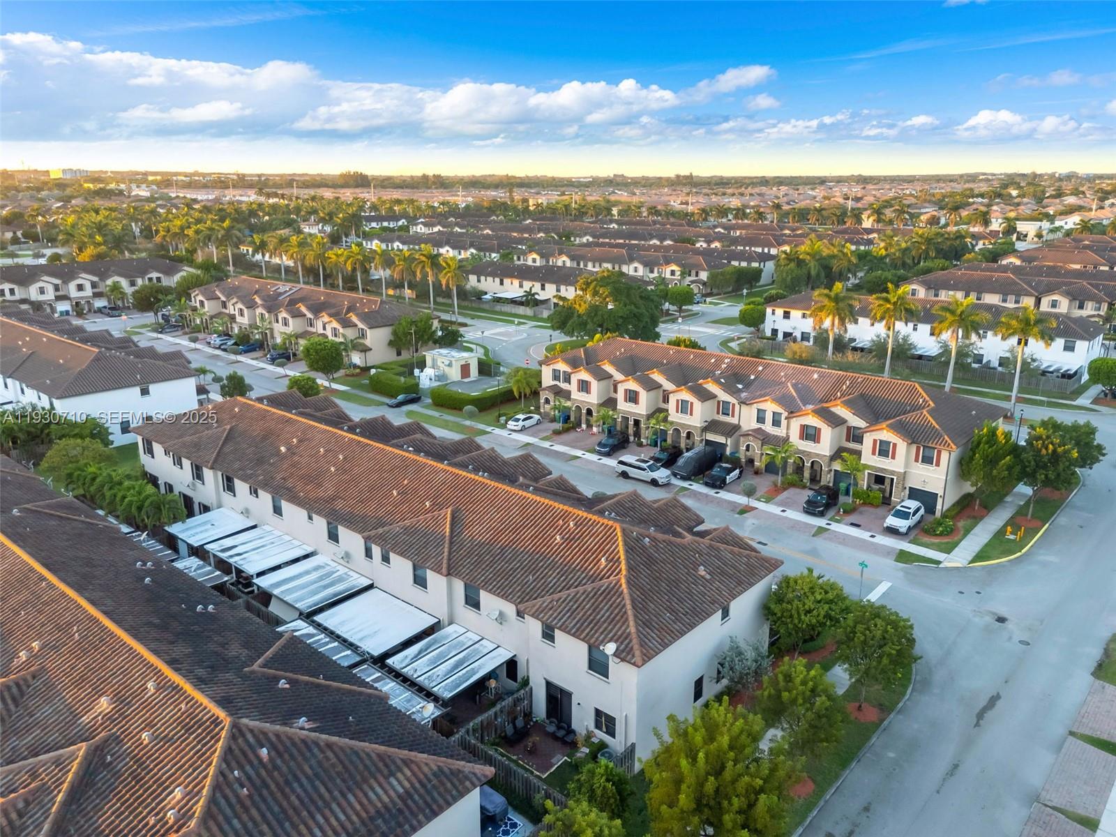 COCO PALM ESTATES - Residential