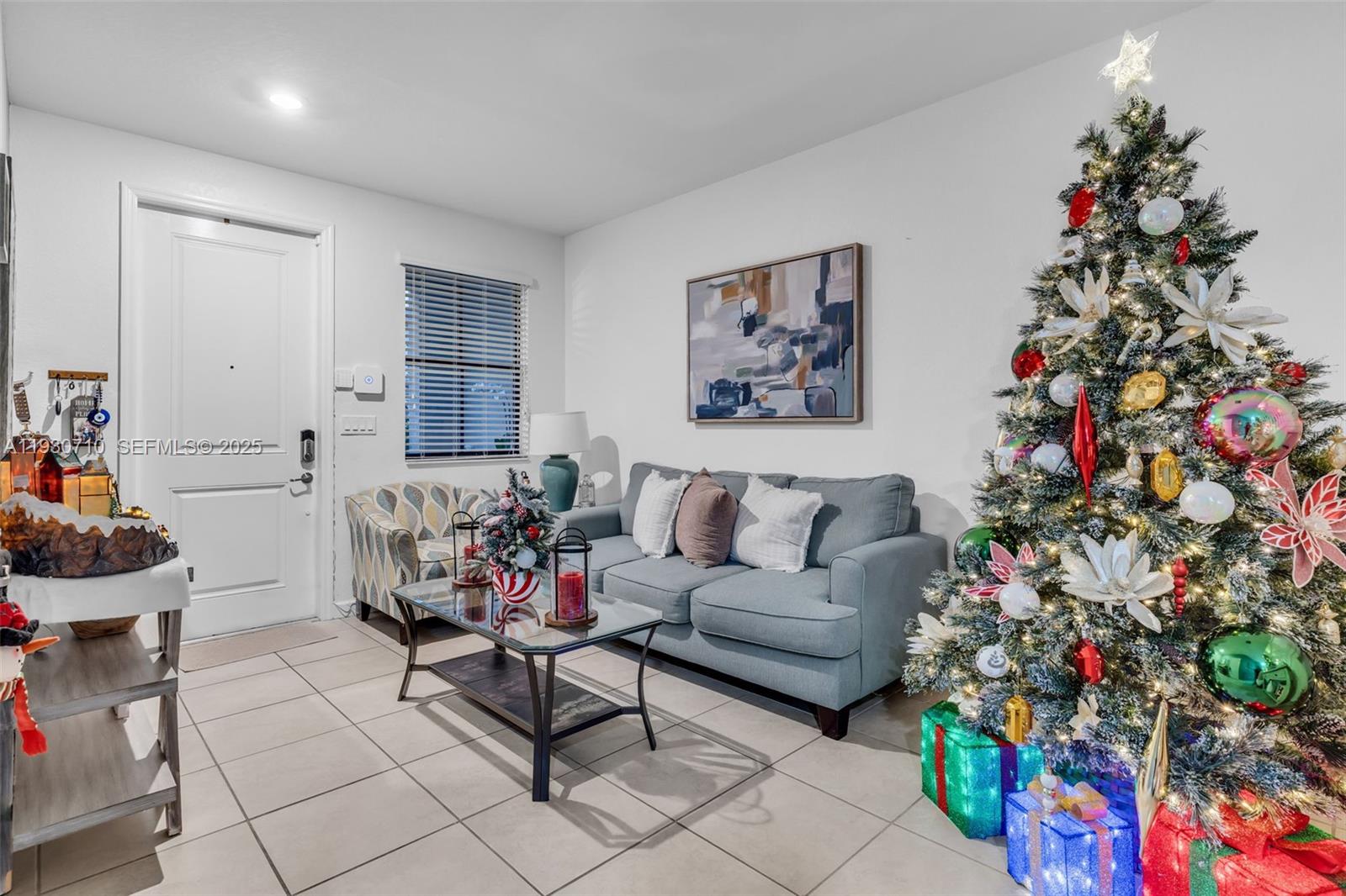 COCO PALM ESTATES - Residential