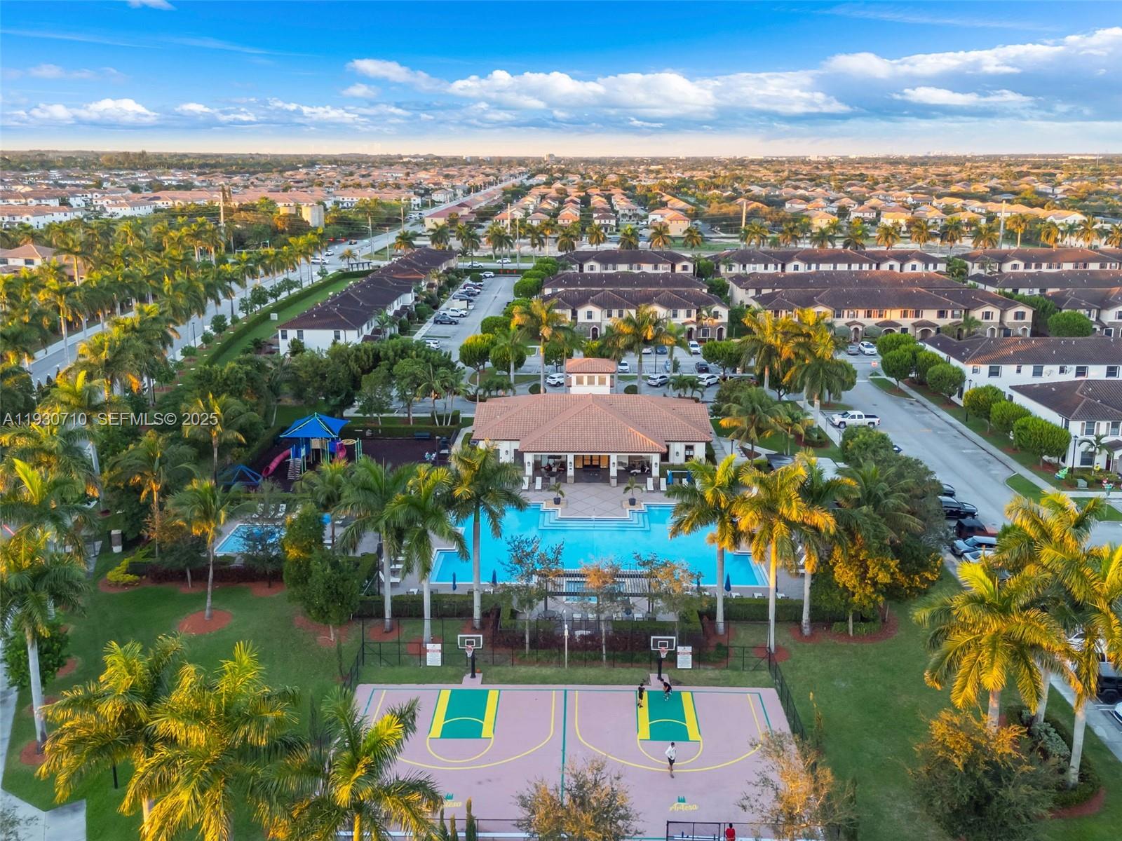 COCO PALM ESTATES - Residential