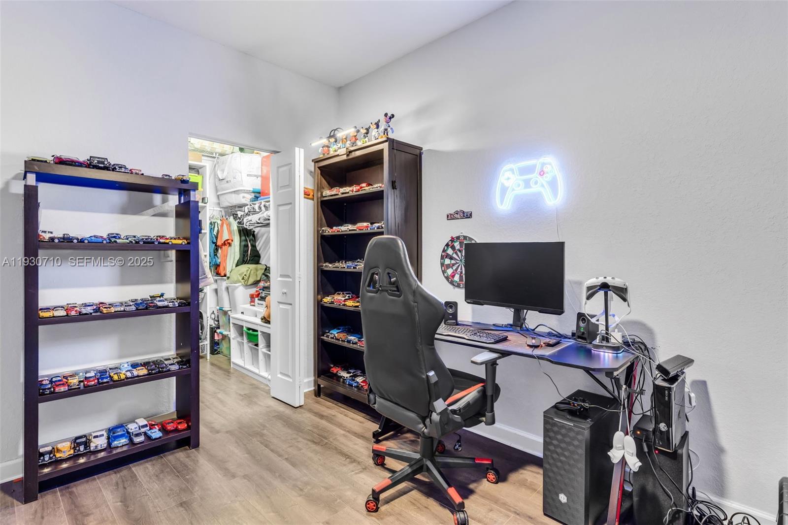 COCO PALM ESTATES - Residential