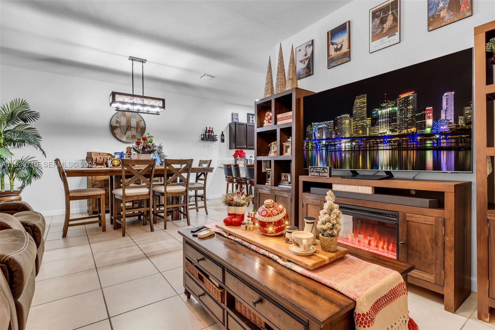 COCO PALM ESTATES - Residential