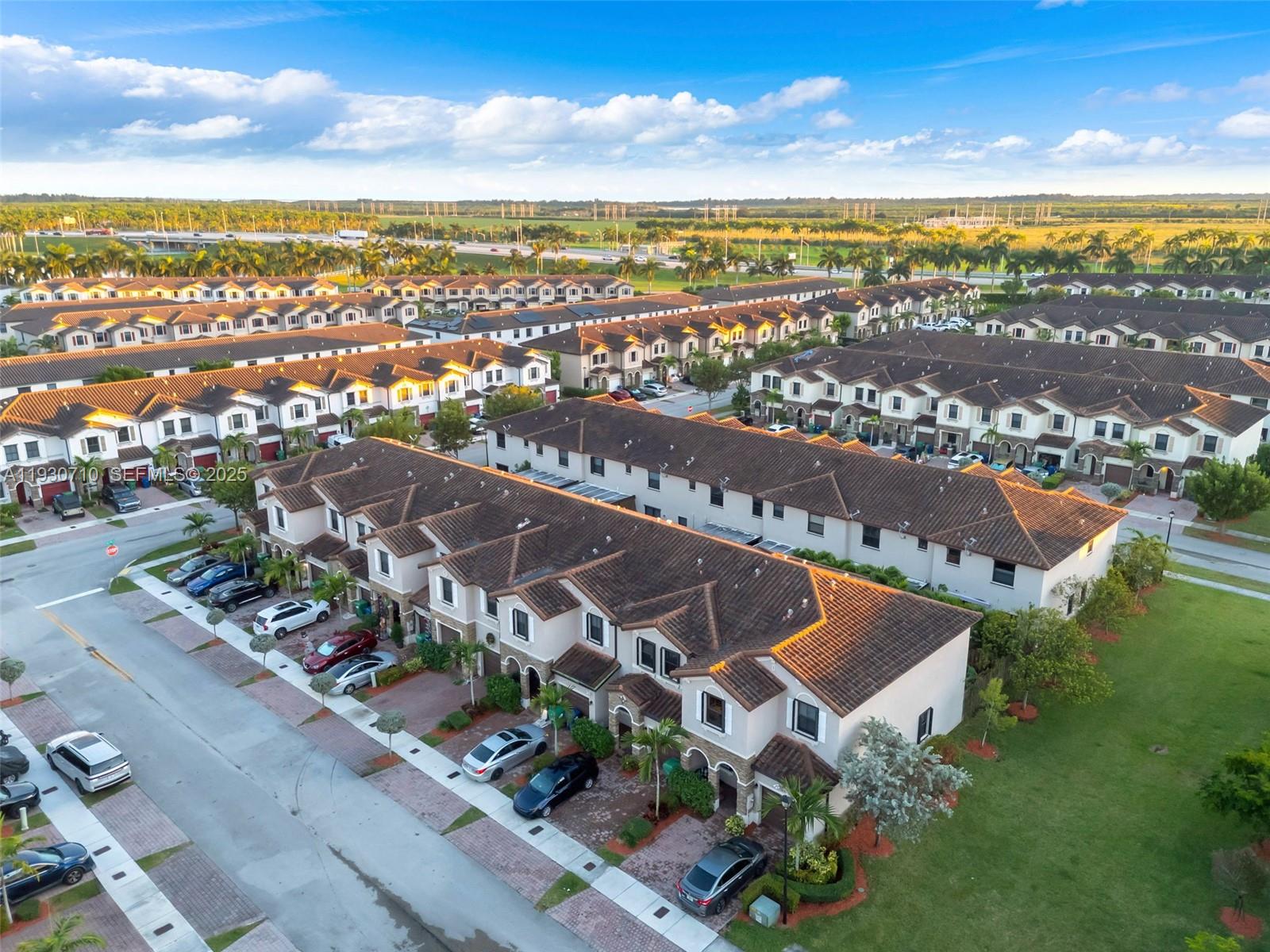 COCO PALM ESTATES - Residential