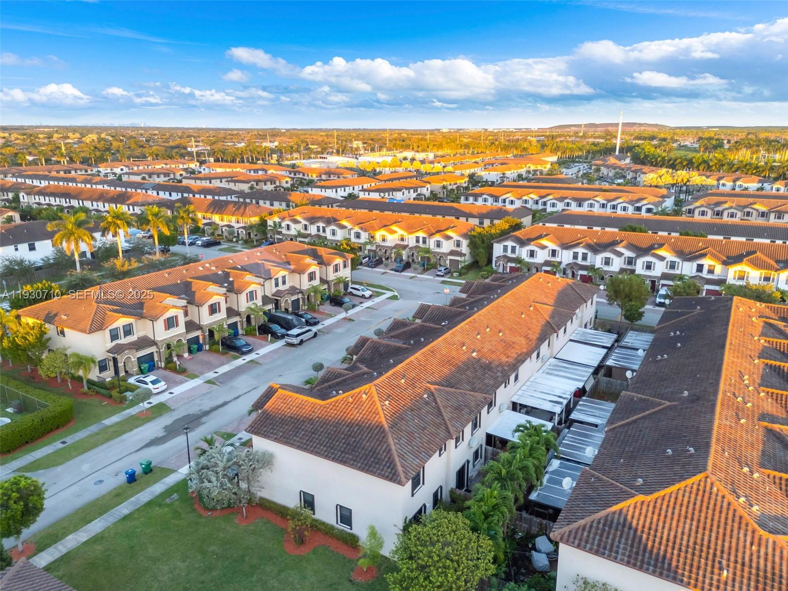 COCO PALM ESTATES - Residential