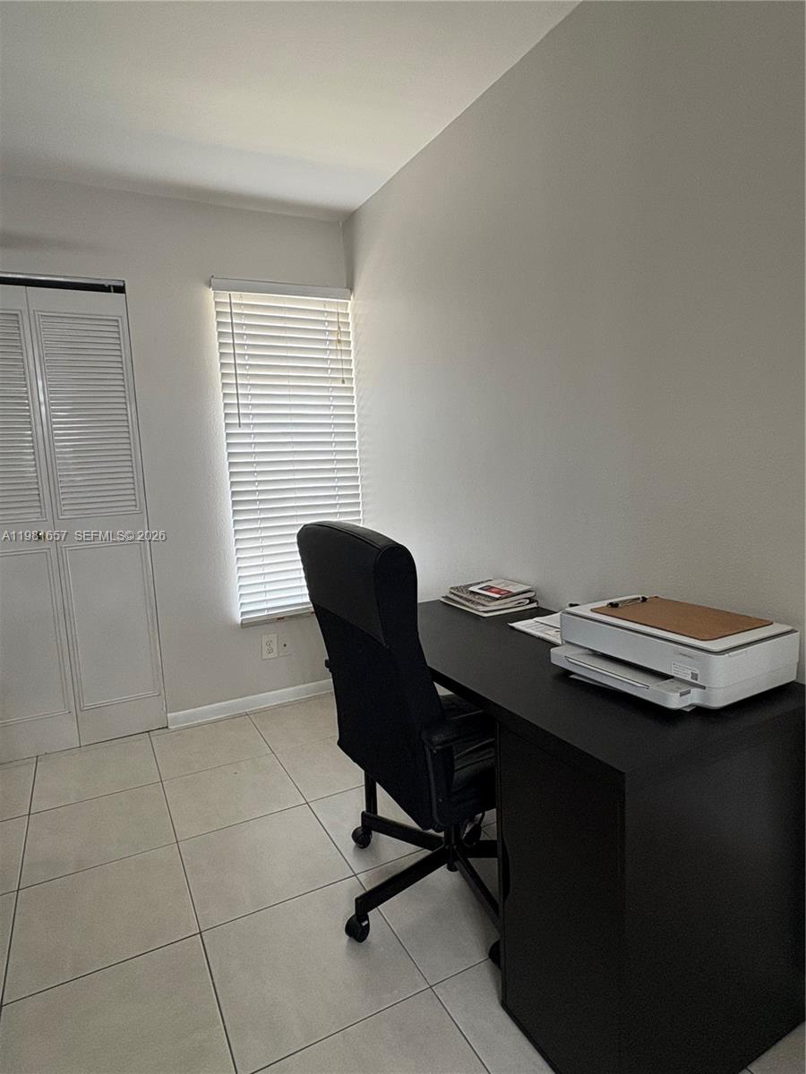 LAKEWOOD VILLAGE - Residential Lease