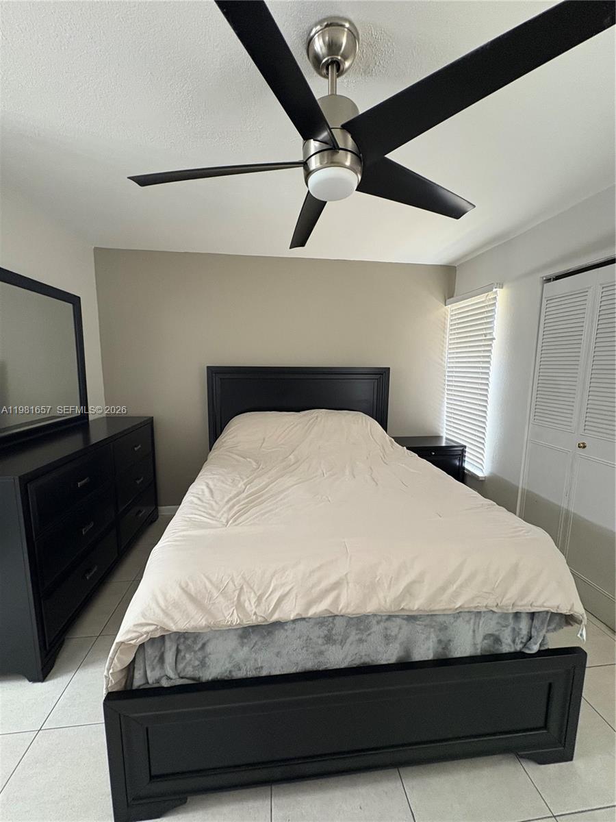 LAKEWOOD VILLAGE - Residential Lease