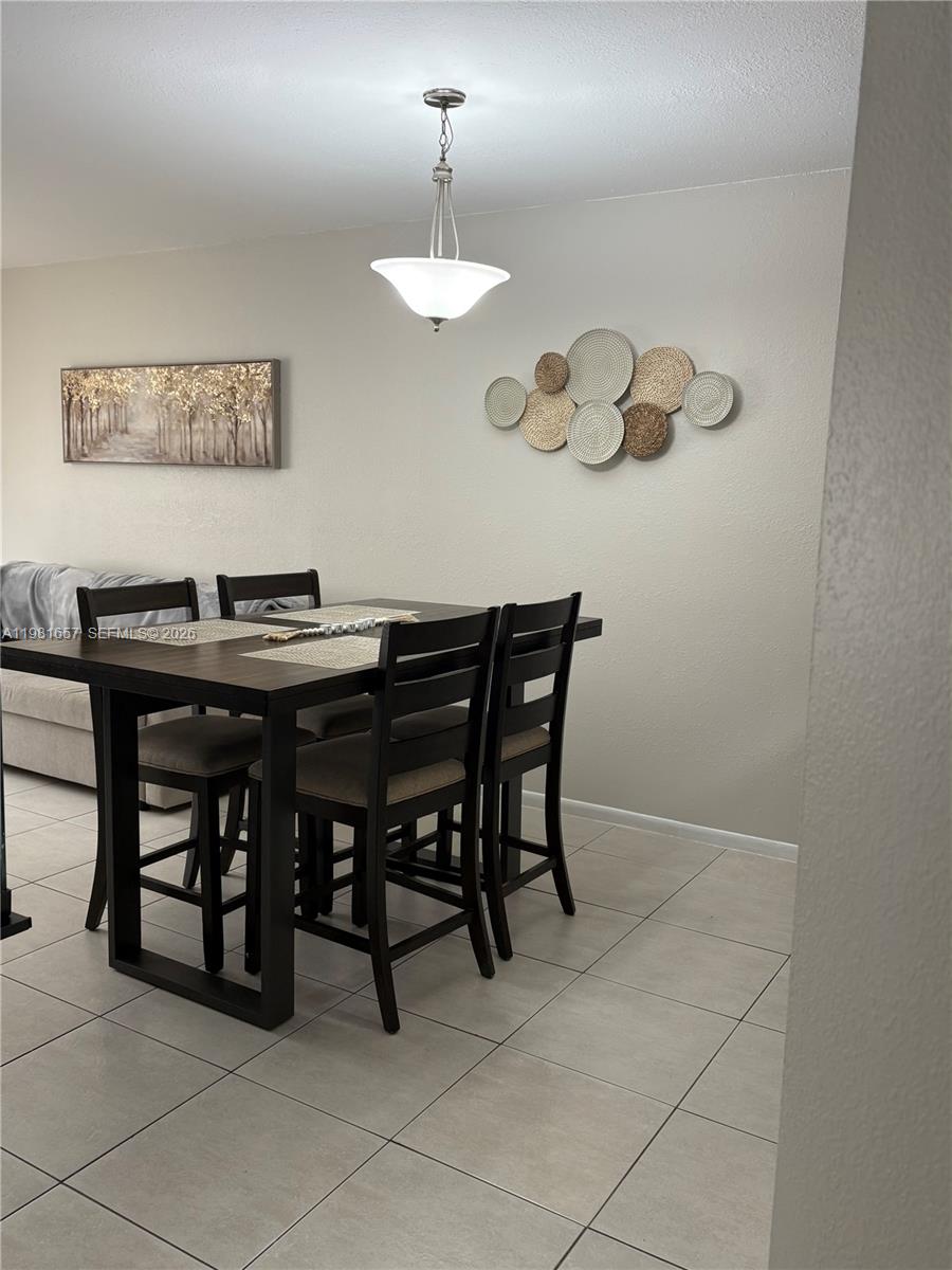 LAKEWOOD VILLAGE - Residential Lease