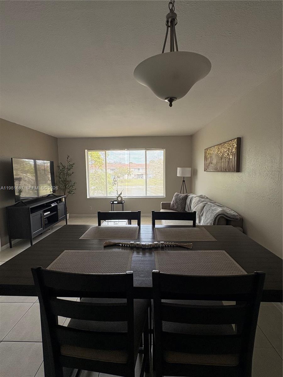 LAKEWOOD VILLAGE - Residential Lease