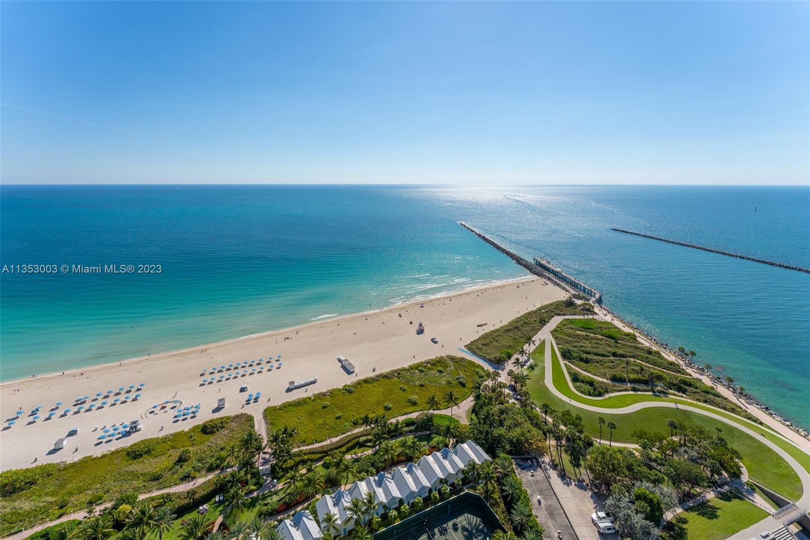 CONTINUUM ON SOUTH BEACH - Residential