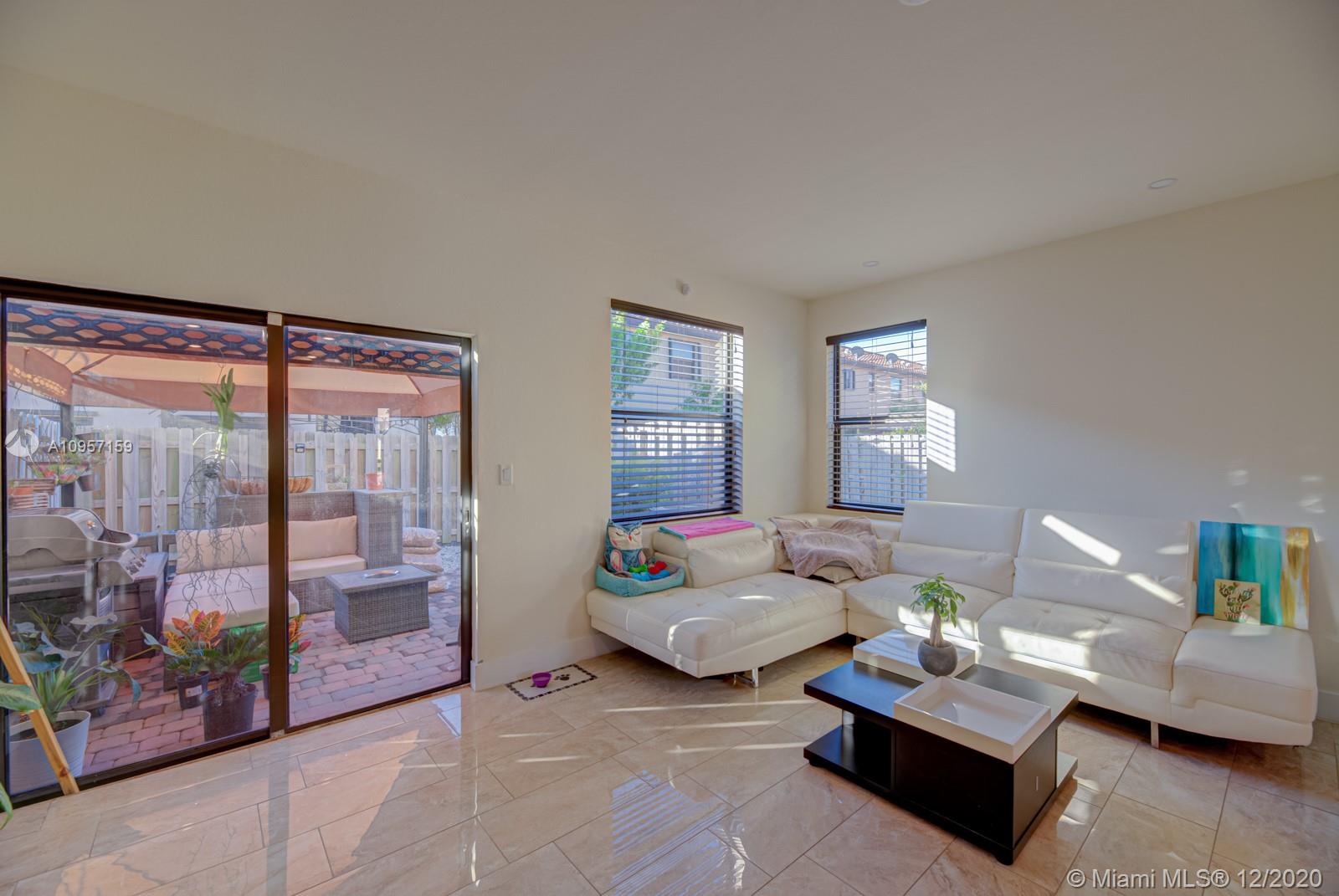 COCO PALM ESTATES - Residential