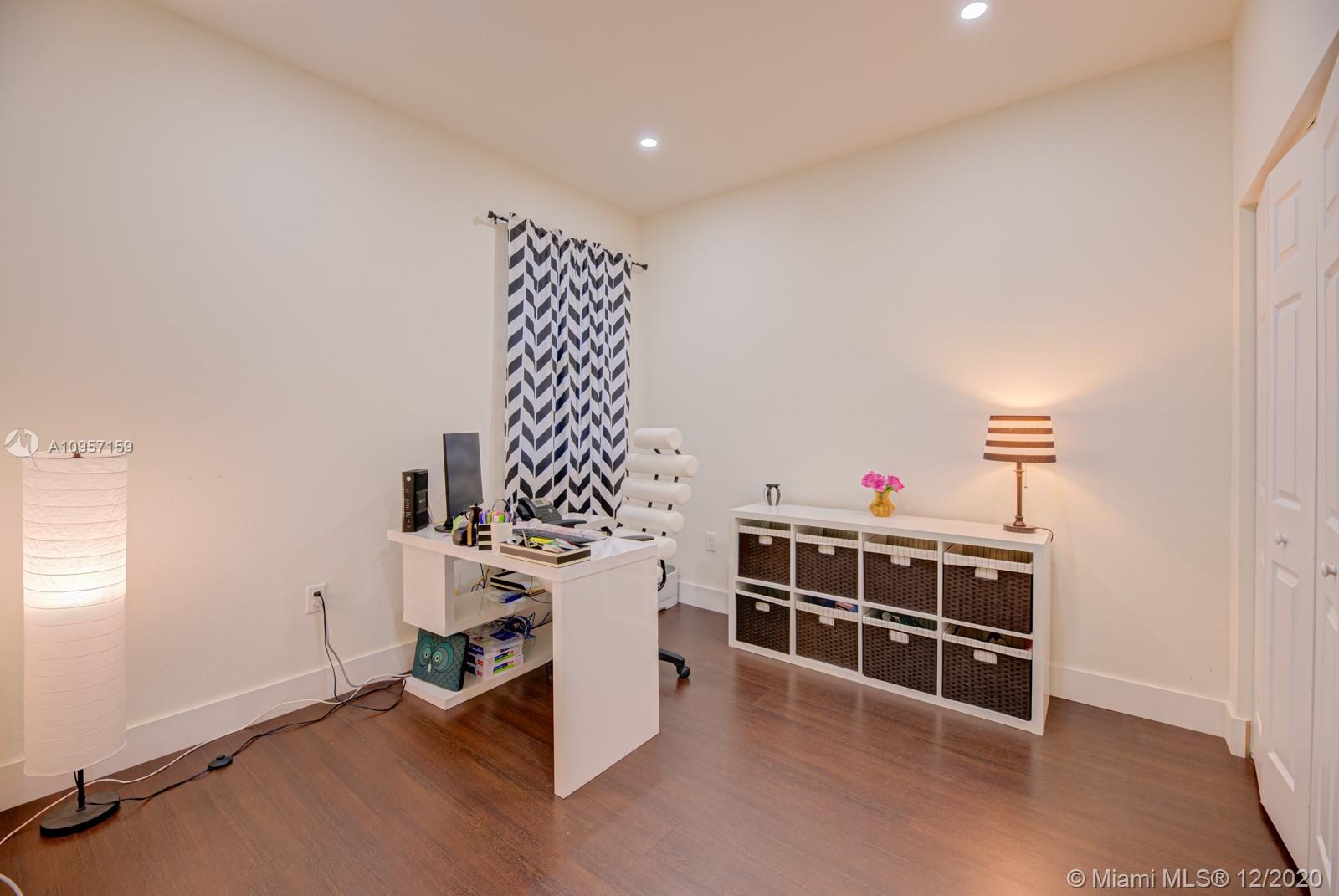 COCO PALM ESTATES - Residential
