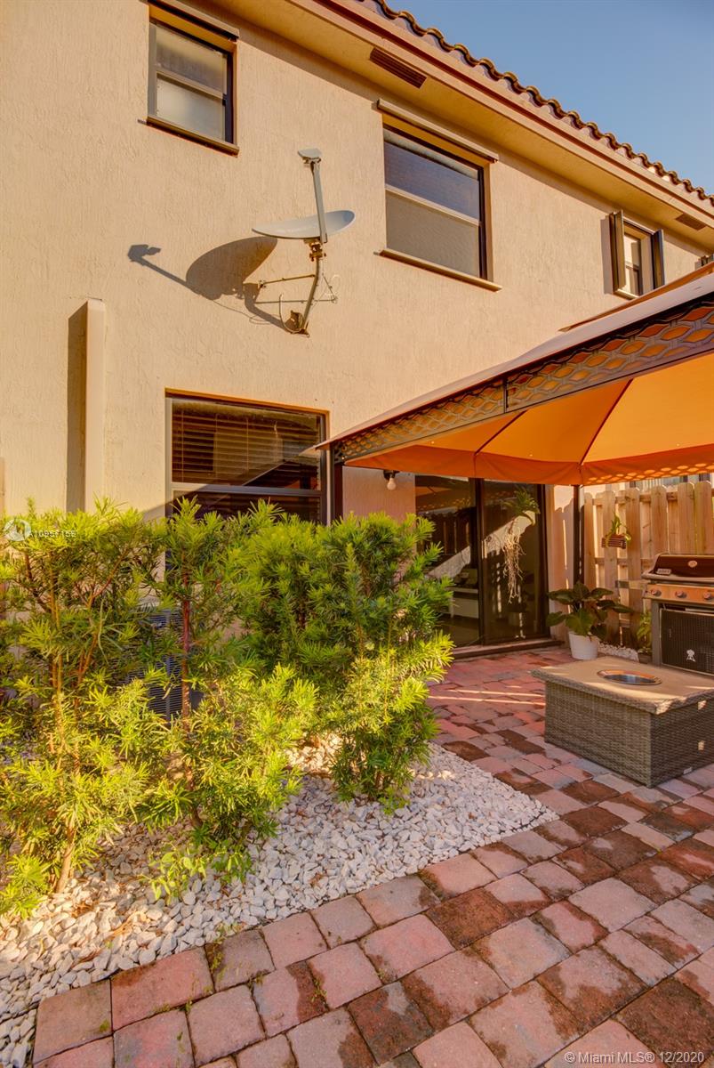 COCO PALM ESTATES - Residential