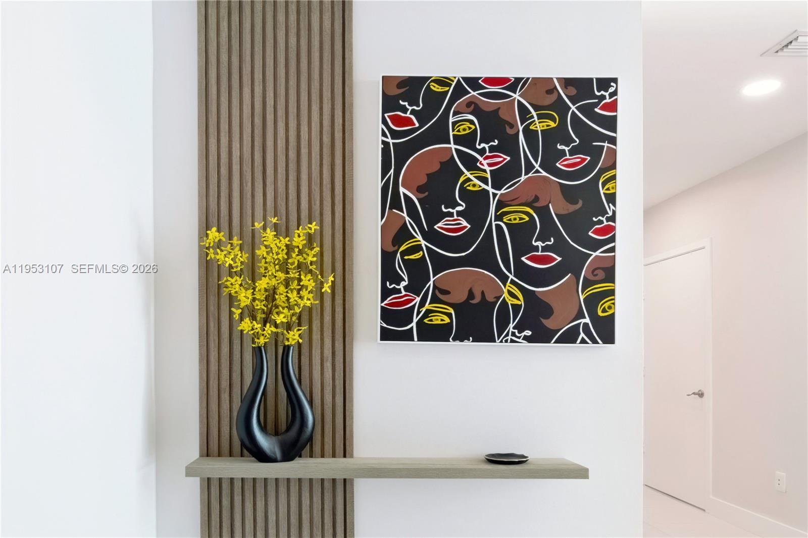 1100 MILLECENTO RESIDENCE - Residential