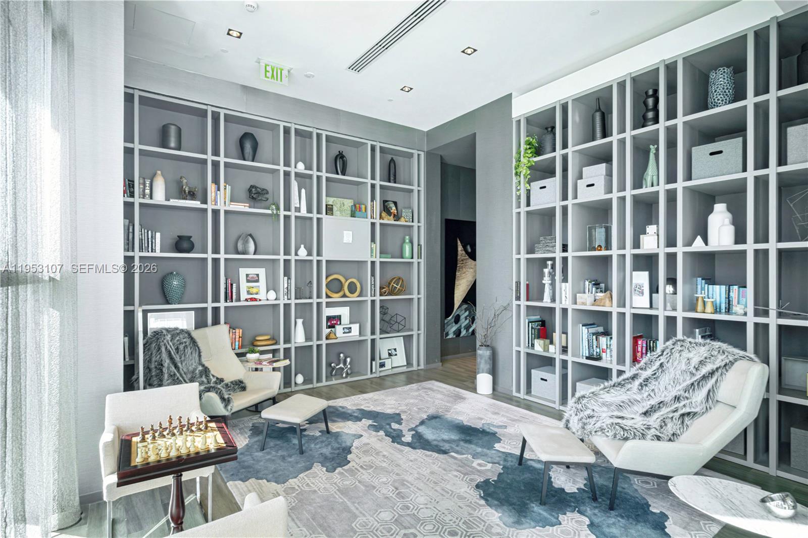 1100 MILLECENTO RESIDENCE - Residential