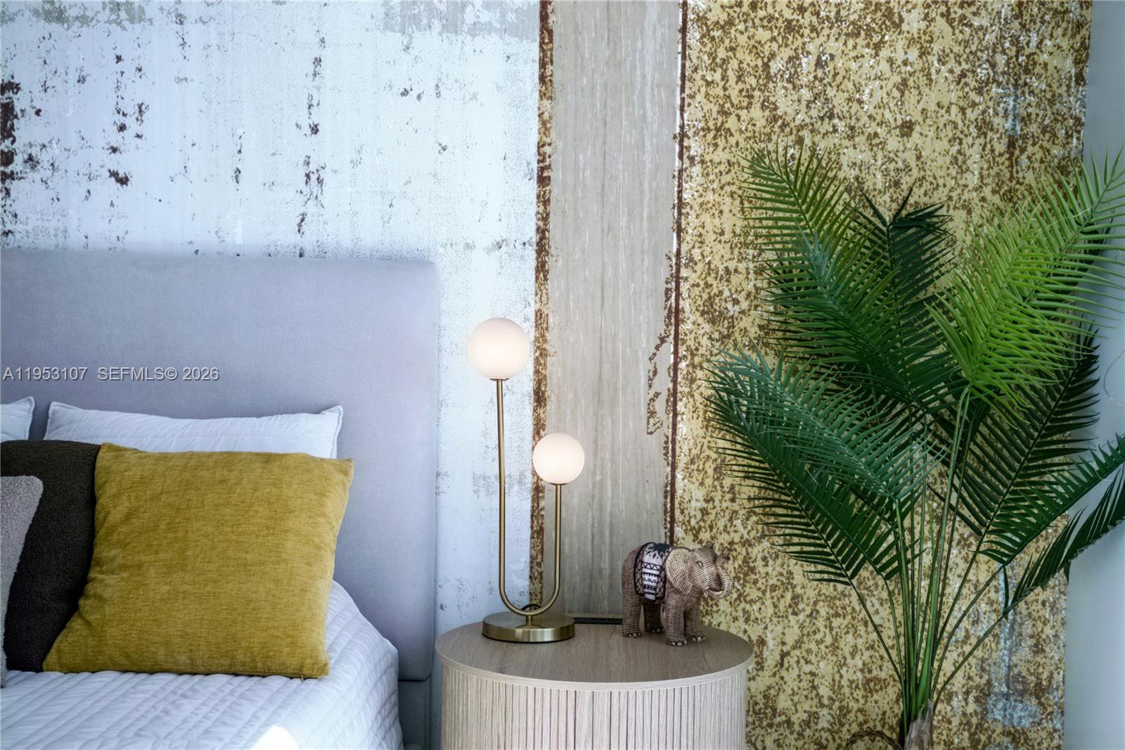 1100 MILLECENTO RESIDENCE - Residential