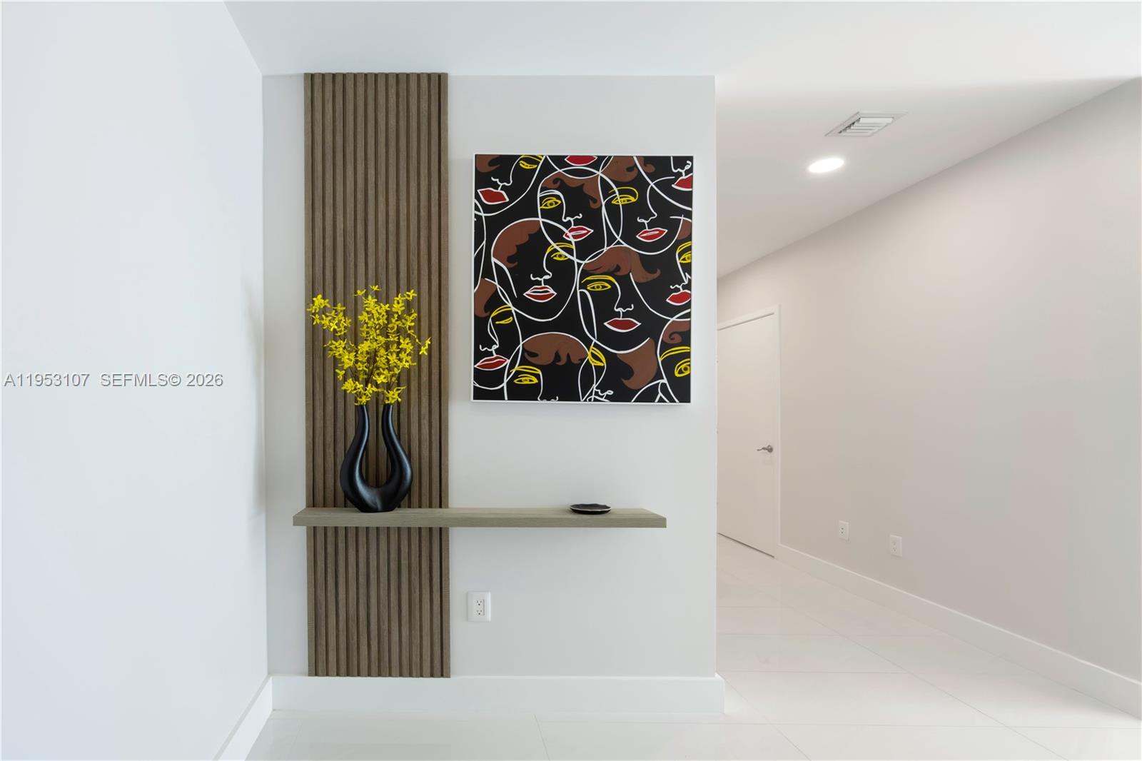 1100 MILLECENTO RESIDENCE - Residential