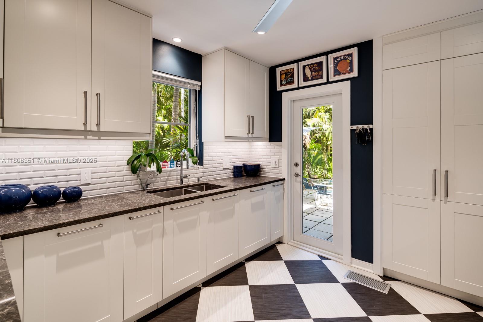 CORAL GABLES COUNTRY CLUB - Residential