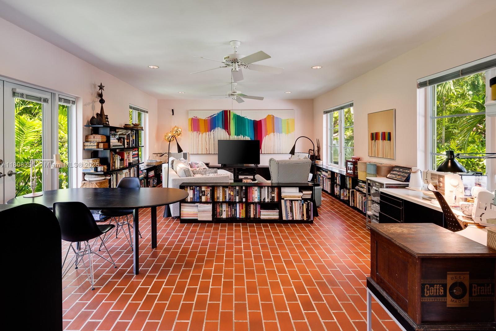 CORAL GABLES COUNTRY CLUB - Residential