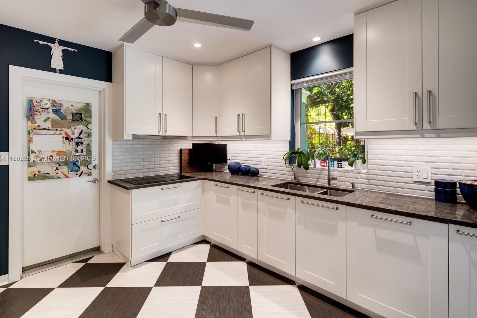 CORAL GABLES COUNTRY CLUB - Residential