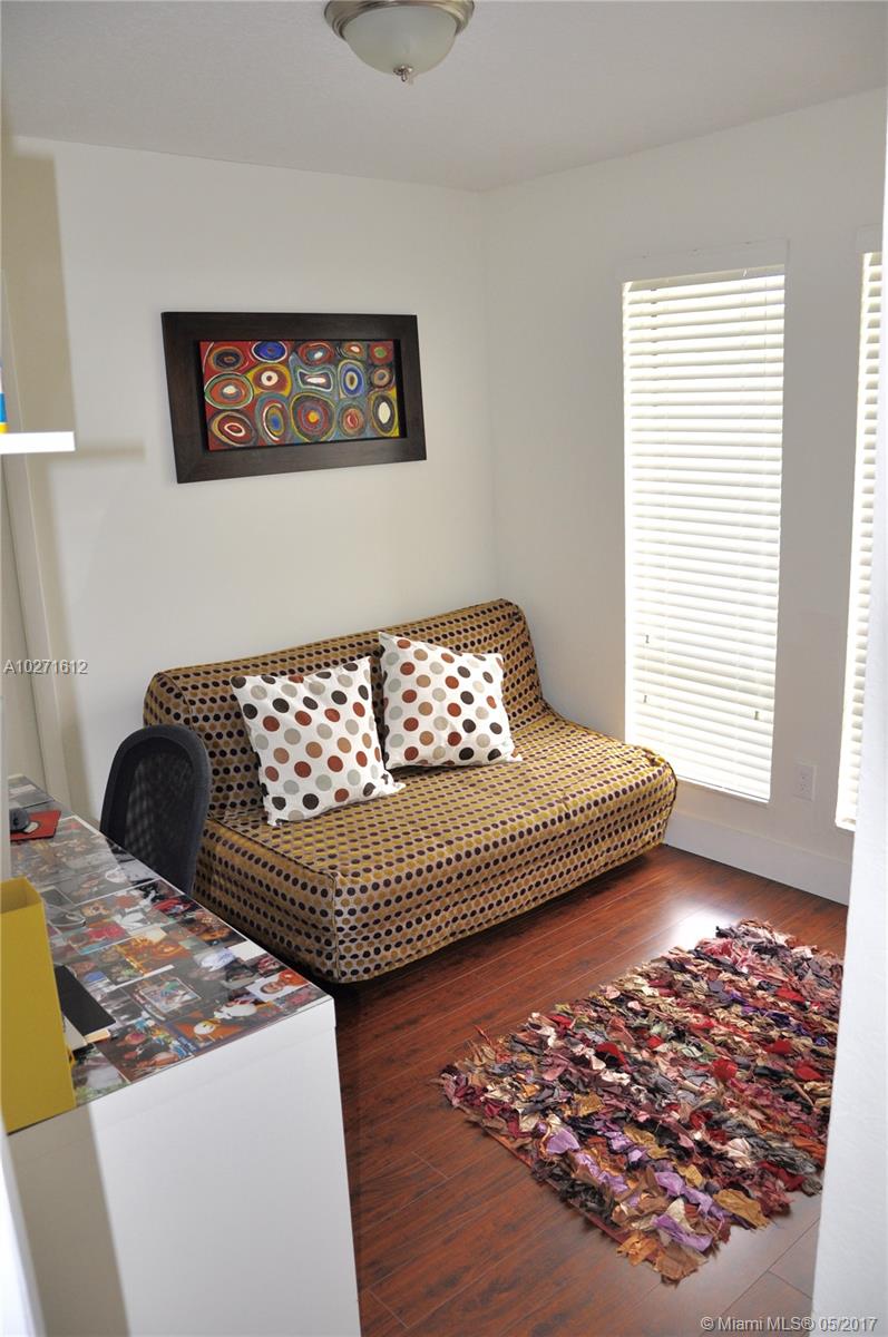 HIGHLAND LAKES SEC 6 - Residential