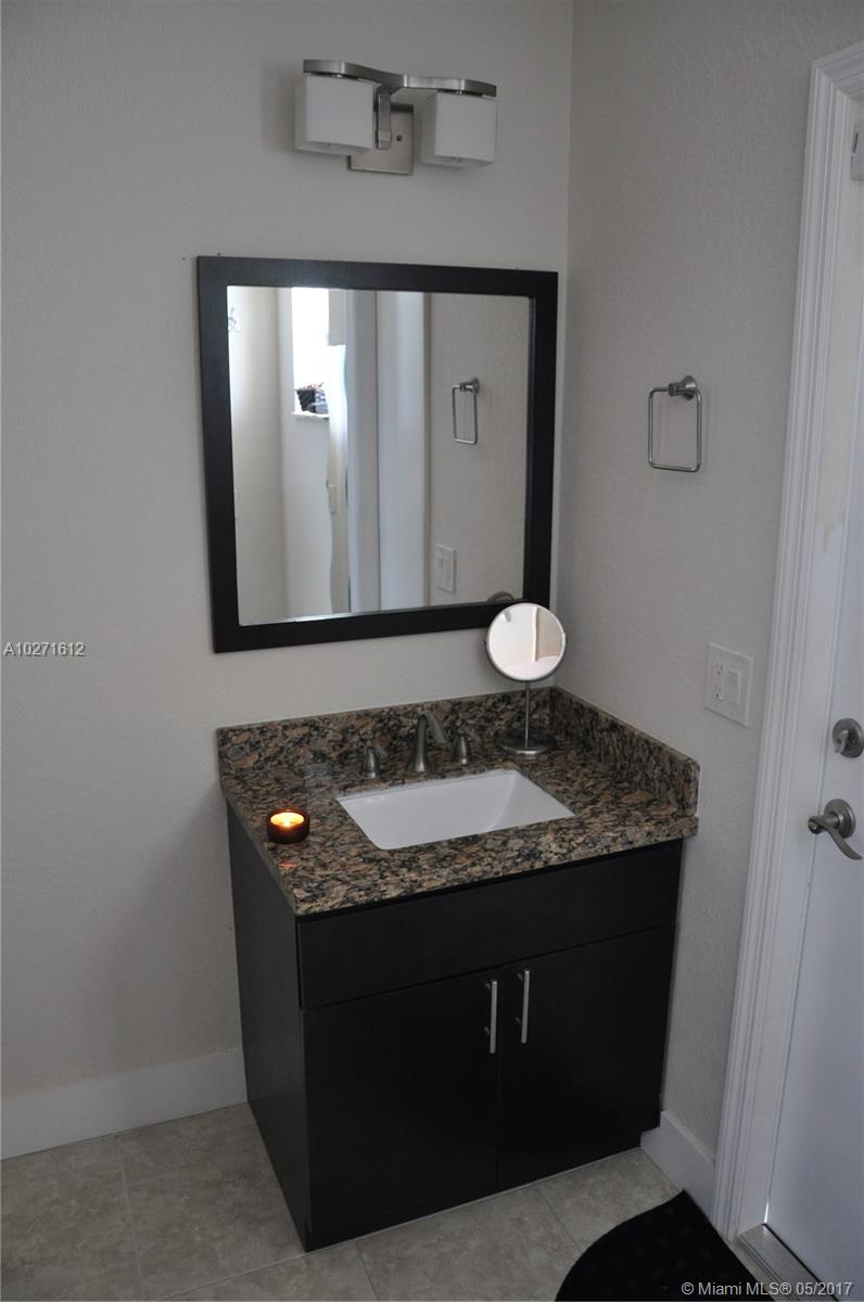 HIGHLAND LAKES SEC 6 - Residential