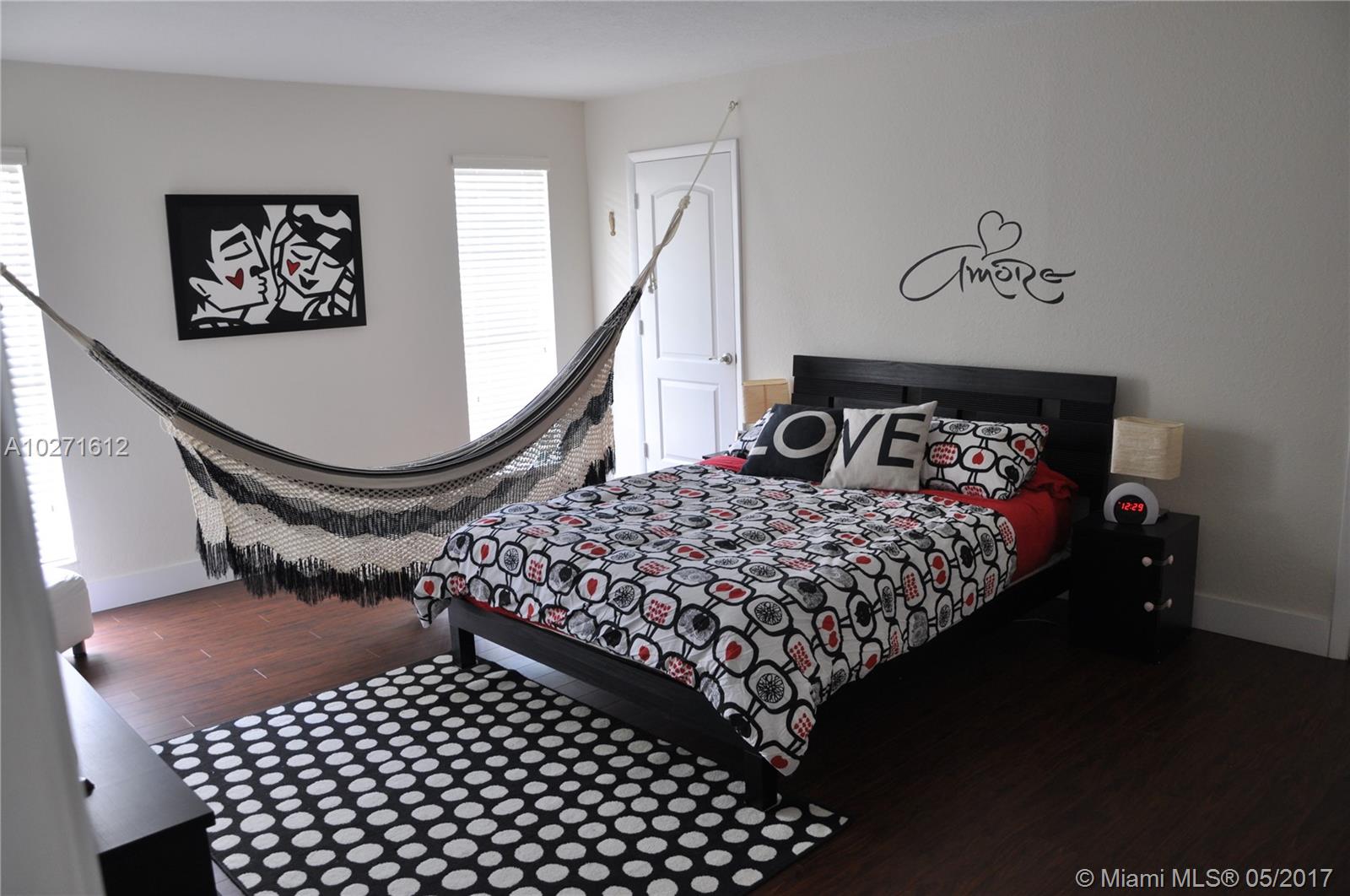 HIGHLAND LAKES SEC 6 - Residential